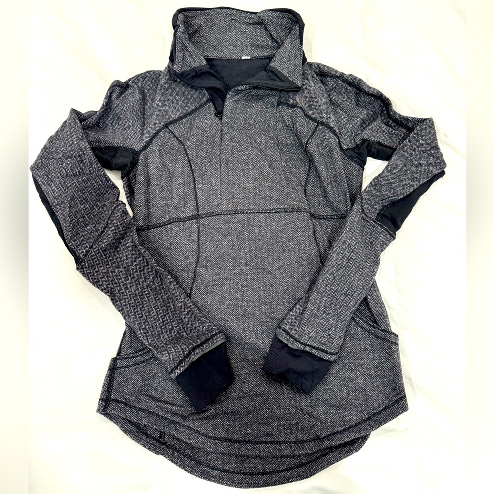 Lululemon pullover size 6